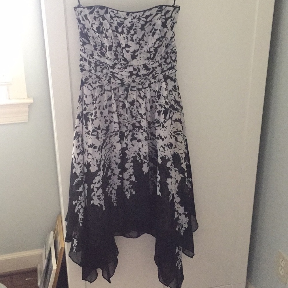 WHBM Chiffon strapless dress